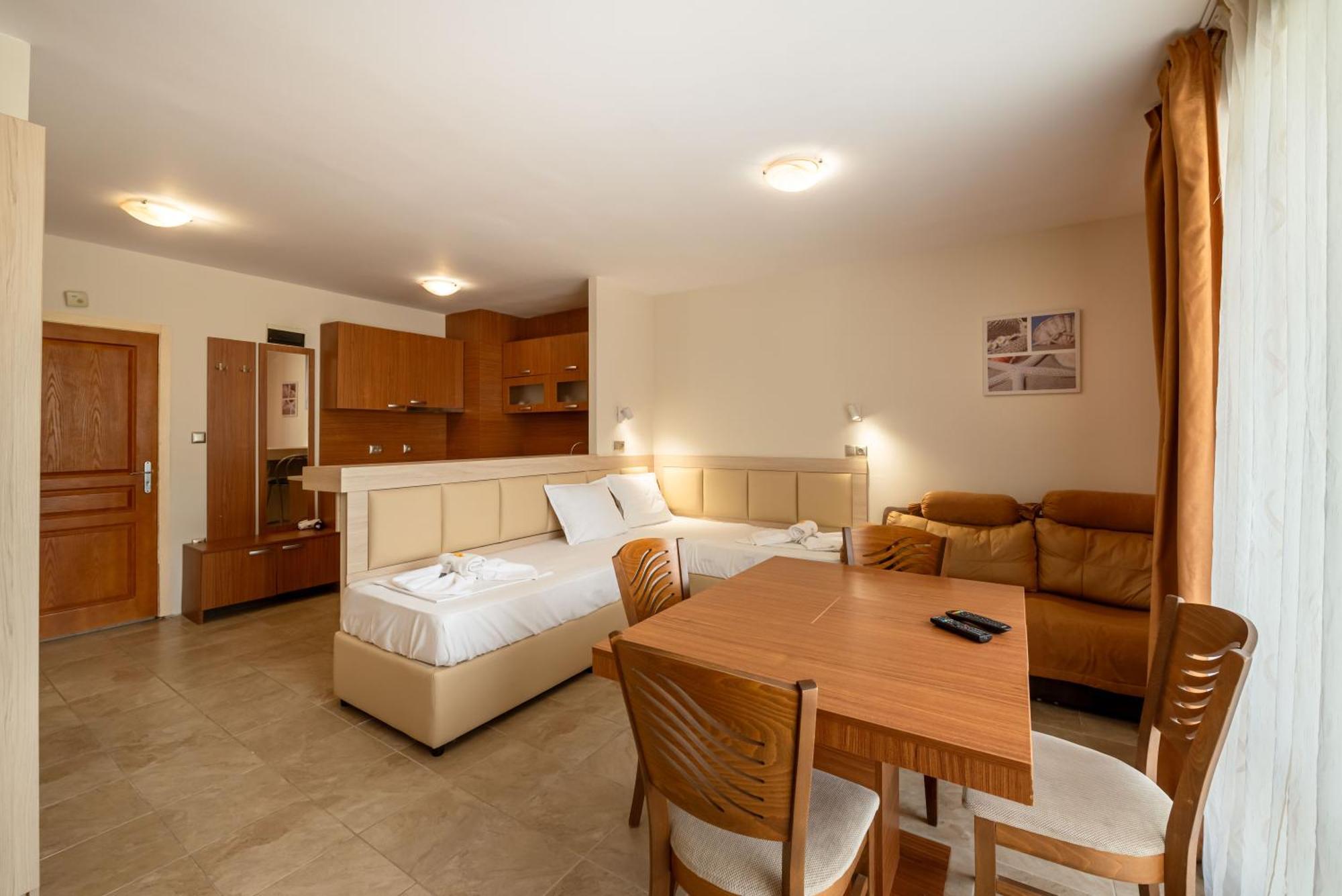 Perla Apartments Nessebar Eksteriør billede