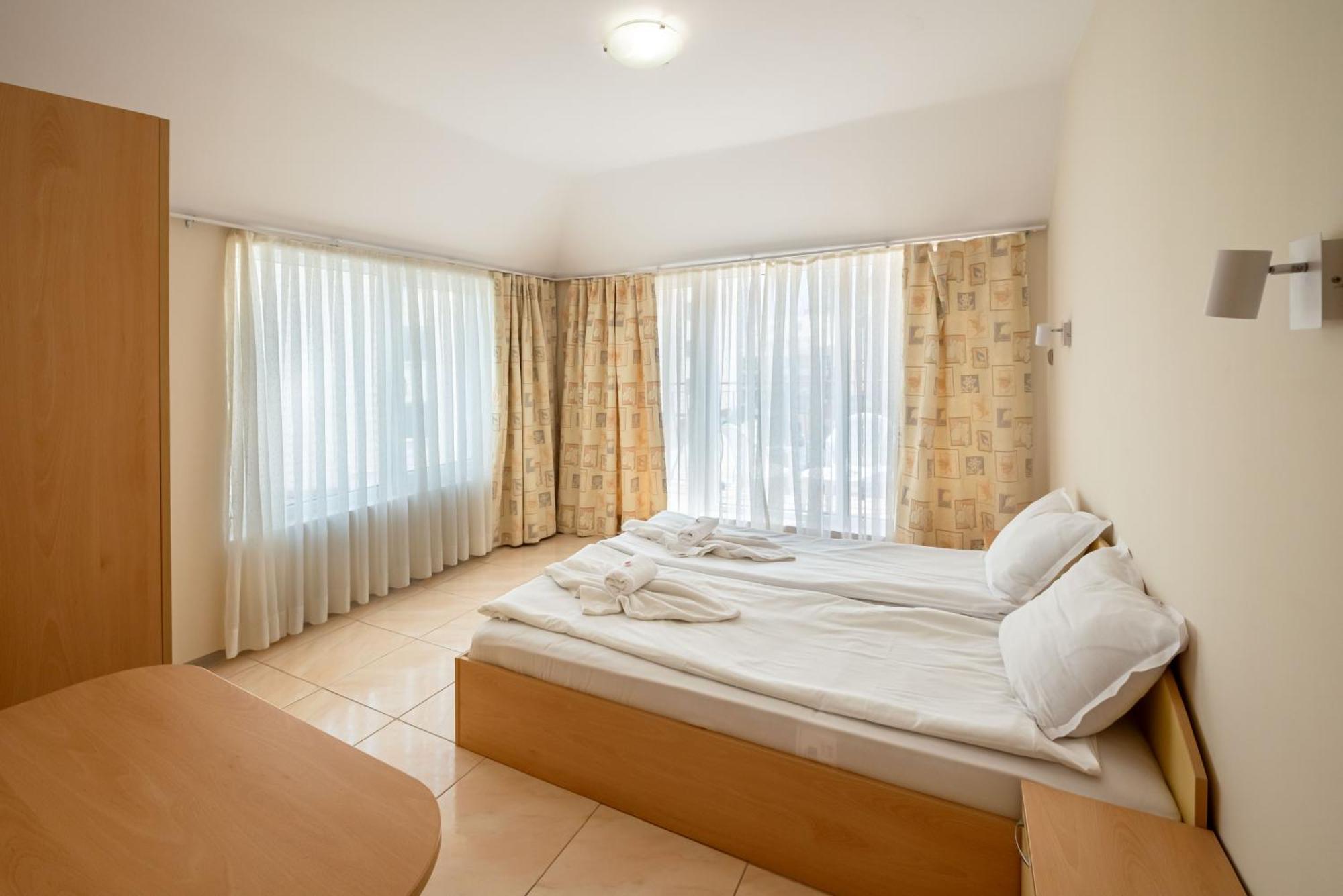 Perla Apartments Nessebar Eksteriør billede